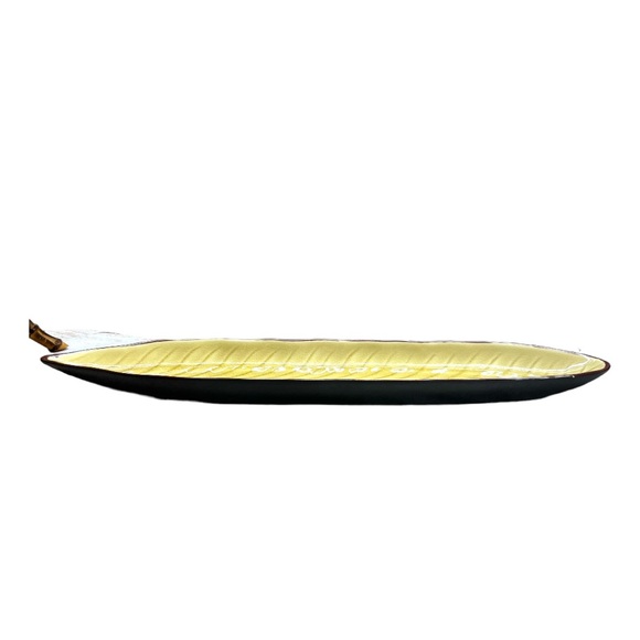 Vintage Decorative Leaf Serving Dish Tray Bowl 17”L 1” Deep - Picture 5 of 5